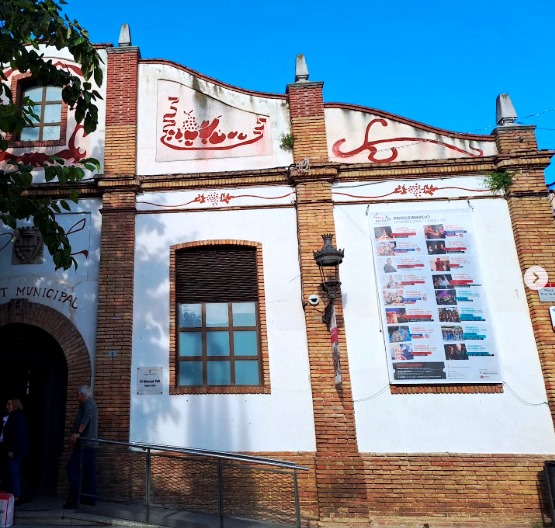 Fotos de la trobada de intercambio de sobres de azúcar en la Associació de col.lecionistes de Mollet del Vallès y Comarca.