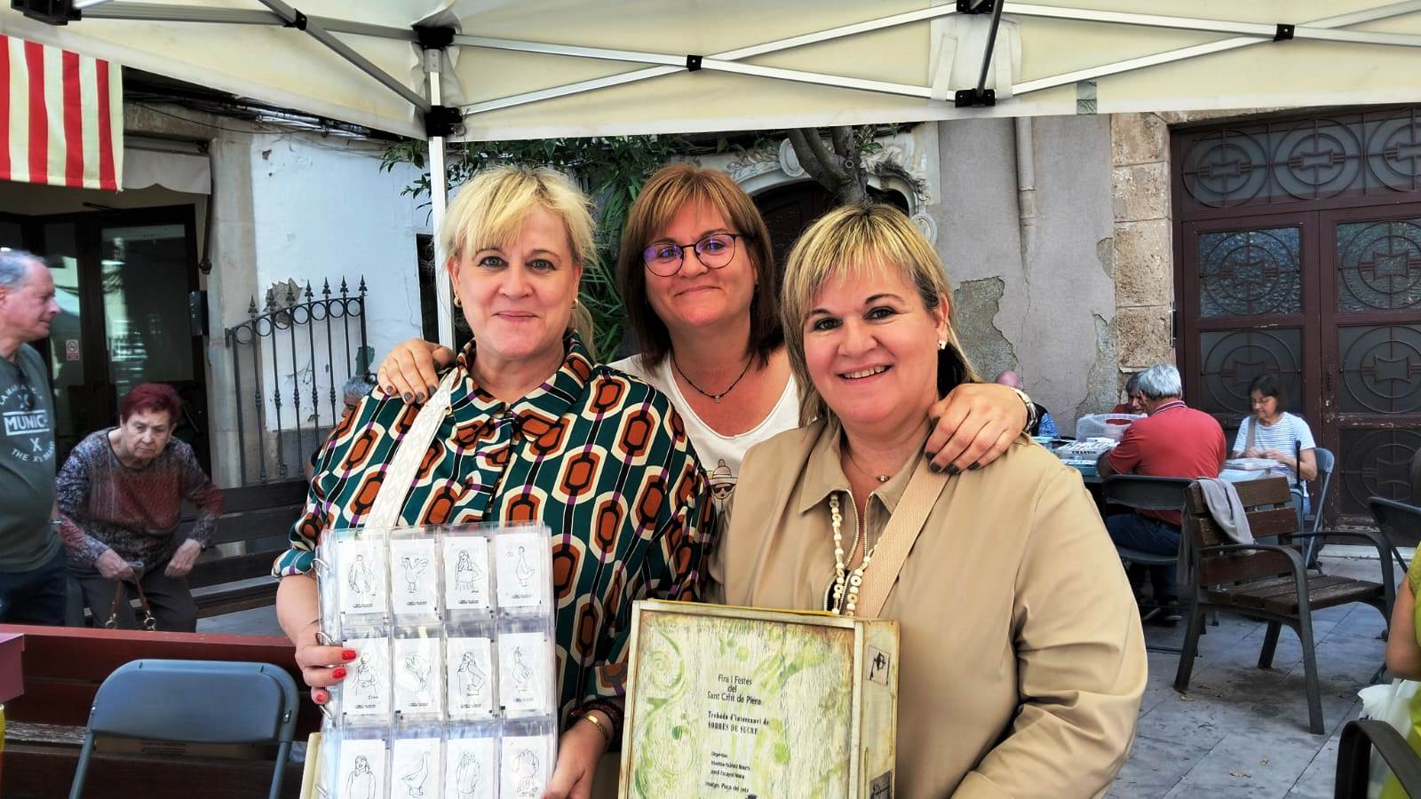 Fotos de la 26 Trobada d'intercanvi de sobres de sucre. Fira i festes del Sant Crist de Piera.
