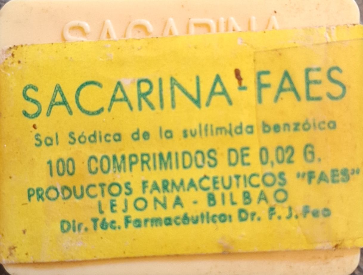 Envase de sacarina antiguo de la marca FAES.
