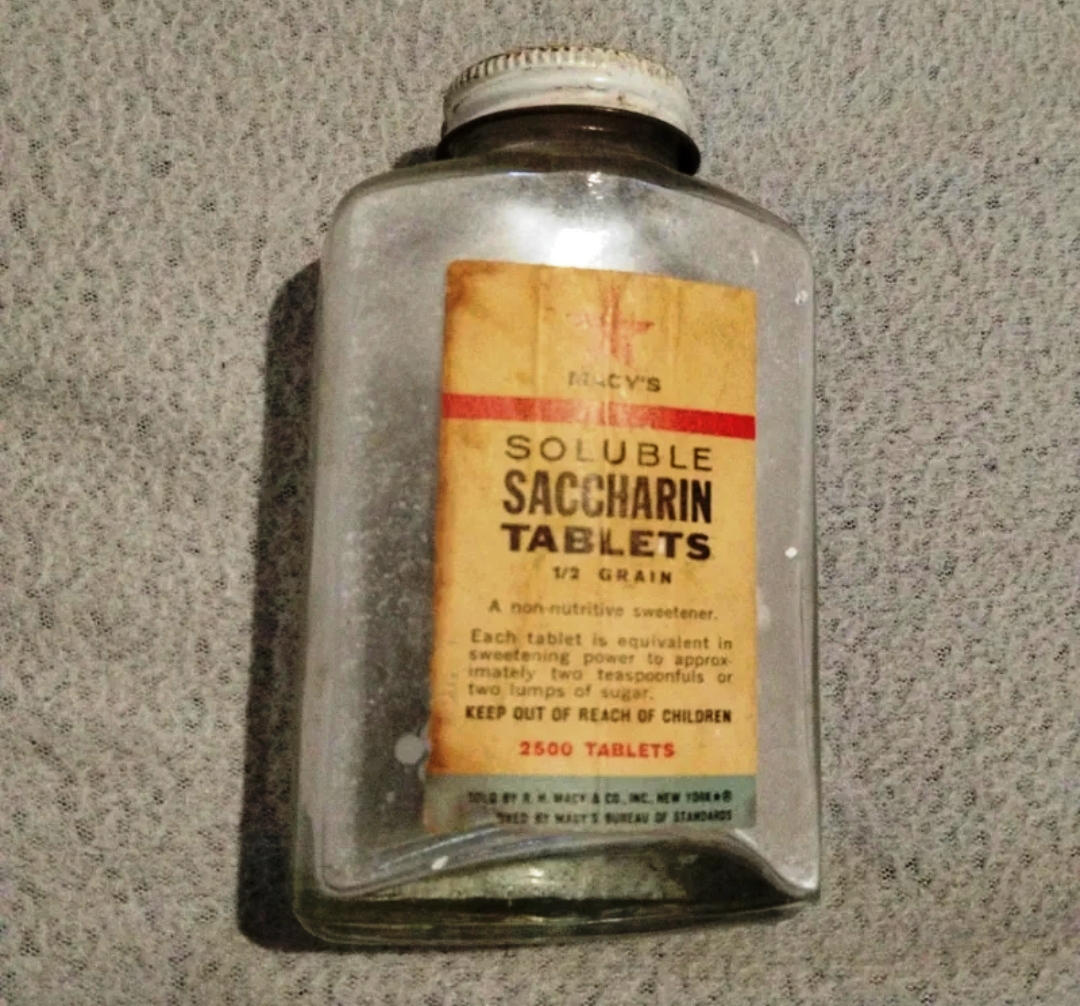 Envase de sacarina antiguo de la marca MACYS.