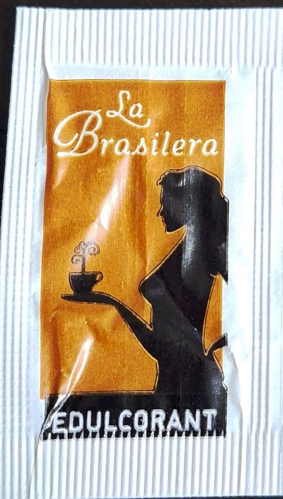 La meva col·lecció personal de sobres d'edulcorant de la marca de cafè LA BRASILERA a Andorra. La meva col·lecció personal de sobres d'edulcorant de la marca de cafè LA BRASILERA a Andorra.
