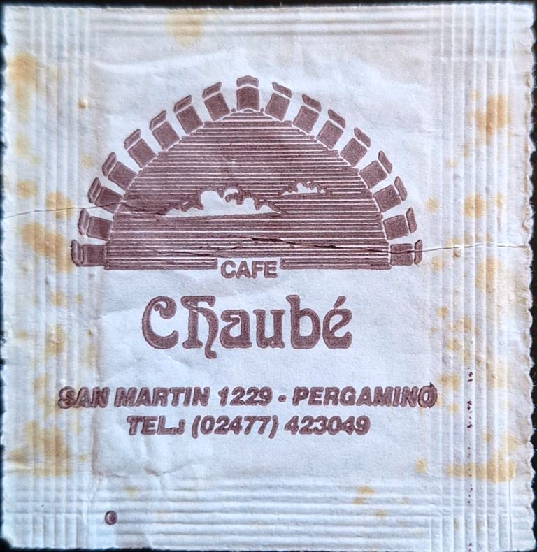 Sobres de edulcorantes de la marca de café argentina CHAUBE. Sobres de edulcorantes de la marca de café argentina CHAUBE.
