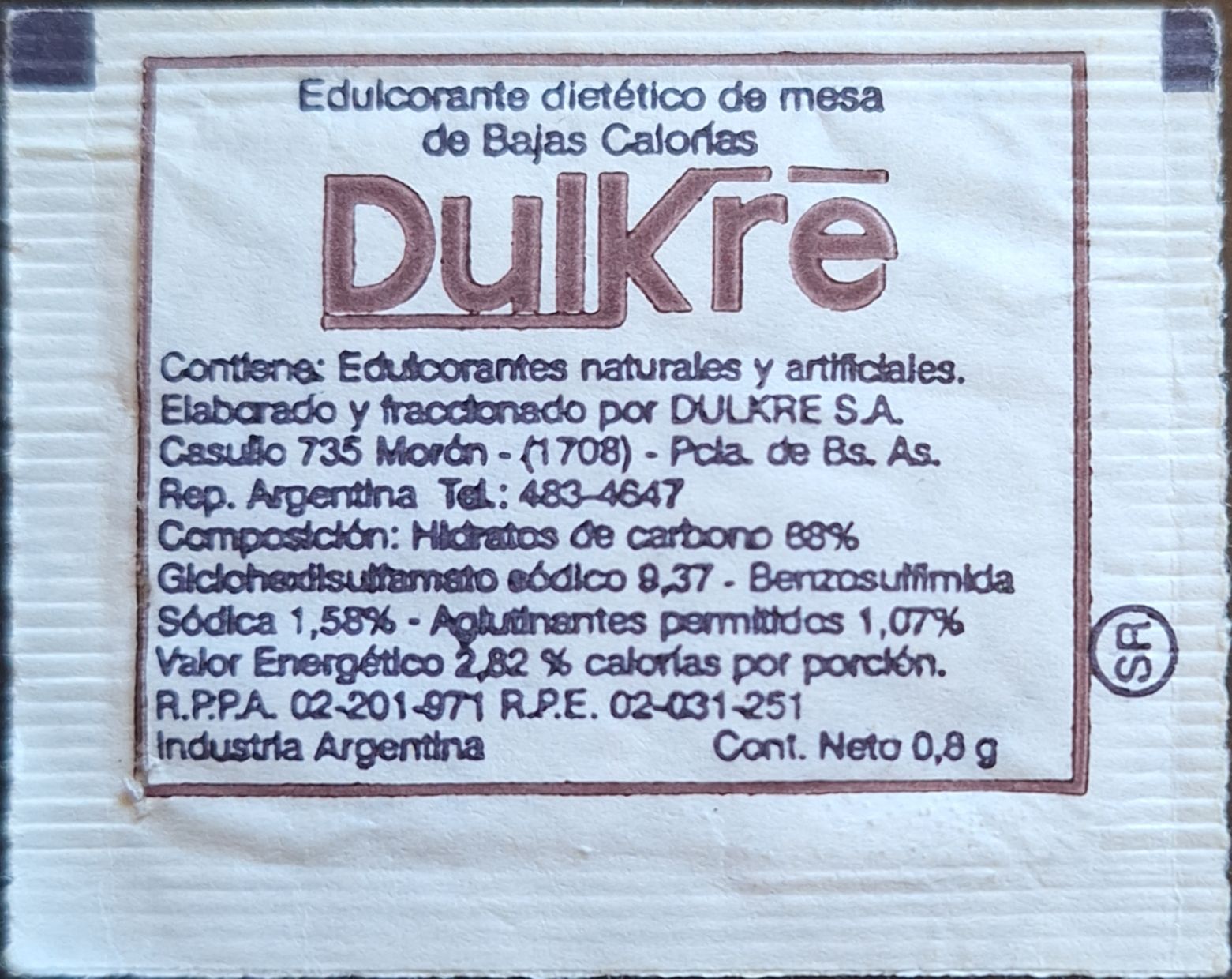 Sobres de edulcorantes de la marca Argentina de café FUNDADOR. Sobres de edulcorantes de la marca Argentina de café FUNDADOR.
