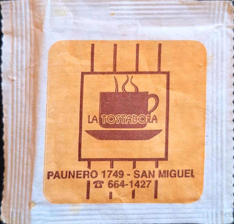 Sobres de edulcorantes de la marca de café argentina LA TOSTADORA. Sobres de edulcorantes de la marca de café argentina LA TOSTADORA.