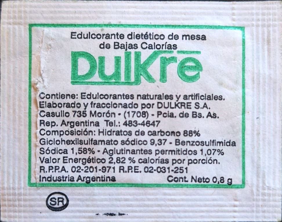 Sobres de edulcorantes de la marca Argentina de café ROCAMORA. Sobres de edulcorantes de la marca Argentina de café ROCAMORA.