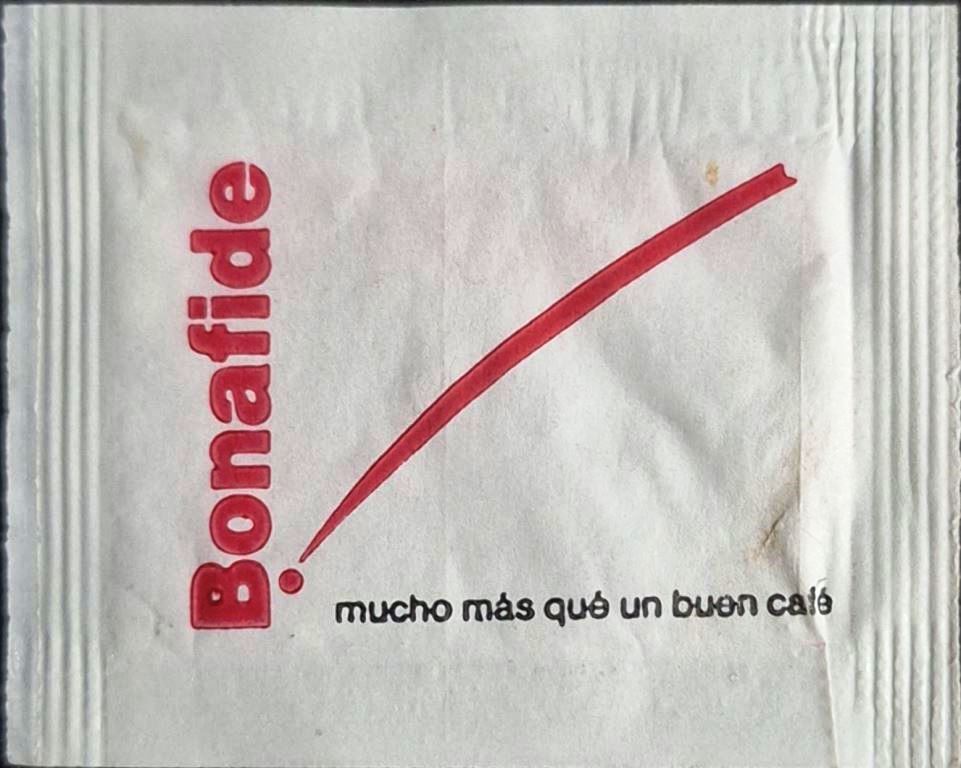 Sobres de edulcorantes de la marca Argentina de café BONAFIDE. Sobres de edulcorantes de la marca Argentina de café BONAFIDE.