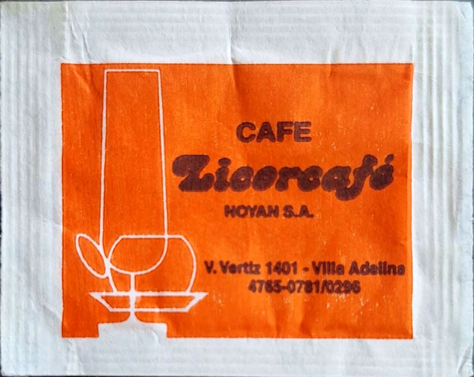 Sobres de edulcorantes de la marca Argentina de café LICORCAFÉ. Sobres de edulcorantes de la marca Argentina de café LICORCAFÉ.