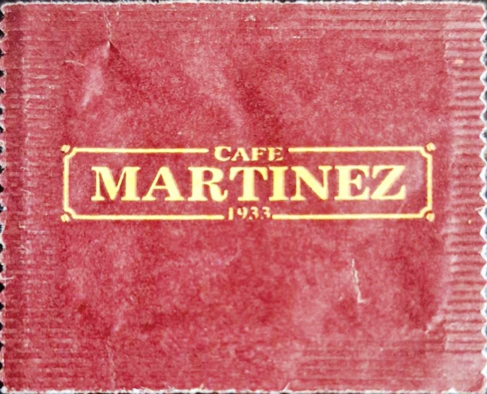 Sobres de edulcorantes de la marca Argentina de café MARTINEZ. Sobres de edulcorantes de la marca Argentina de café MARTINEZ.