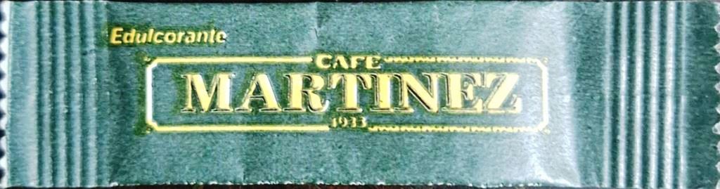 Sobres de edulcorantes de la marca Argentina de café MARTINEZ. Sobres de edulcorantes de la marca Argentina de café MARTINEZ.