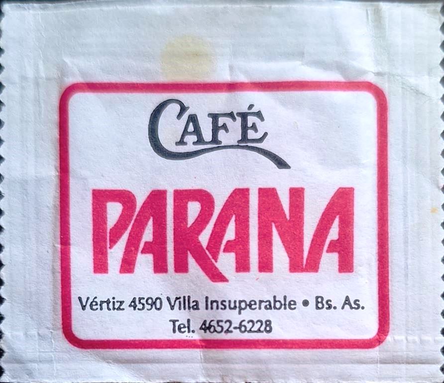 Sobres de edulcorantes de la marca Argentina de café PARANA. Sobres de edulcorantes de la marca Argentina de café PARANA.