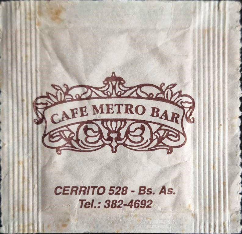 Sobres de edulcorantes del local de hostelería CAFÉ METRO BAR. Sobres de edulcorantes del local de hostelería CAFÉ METRO BAR.