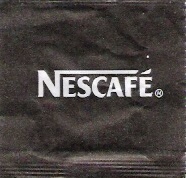 Sobres de edulcorantes de marcas de café de Argentina.