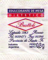 Sobres de edulcorantes de marcas de edulcorantes de Argentina.