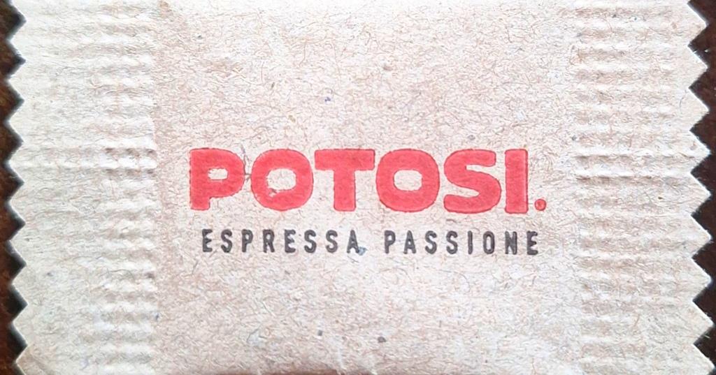 Sobres de edulcorantes de la marca Argentina de café EL POTOSI. Sobres de edulcorantes de la marca Argentina de café EL POTOSI.