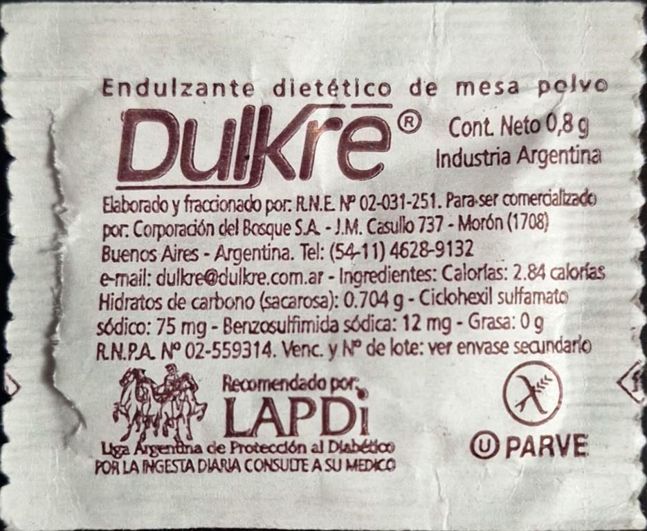 Sobres de edulcorantes de la marca Argentina de café FM. Sobres de edulcorantes de la marca Argentina de café FM.
