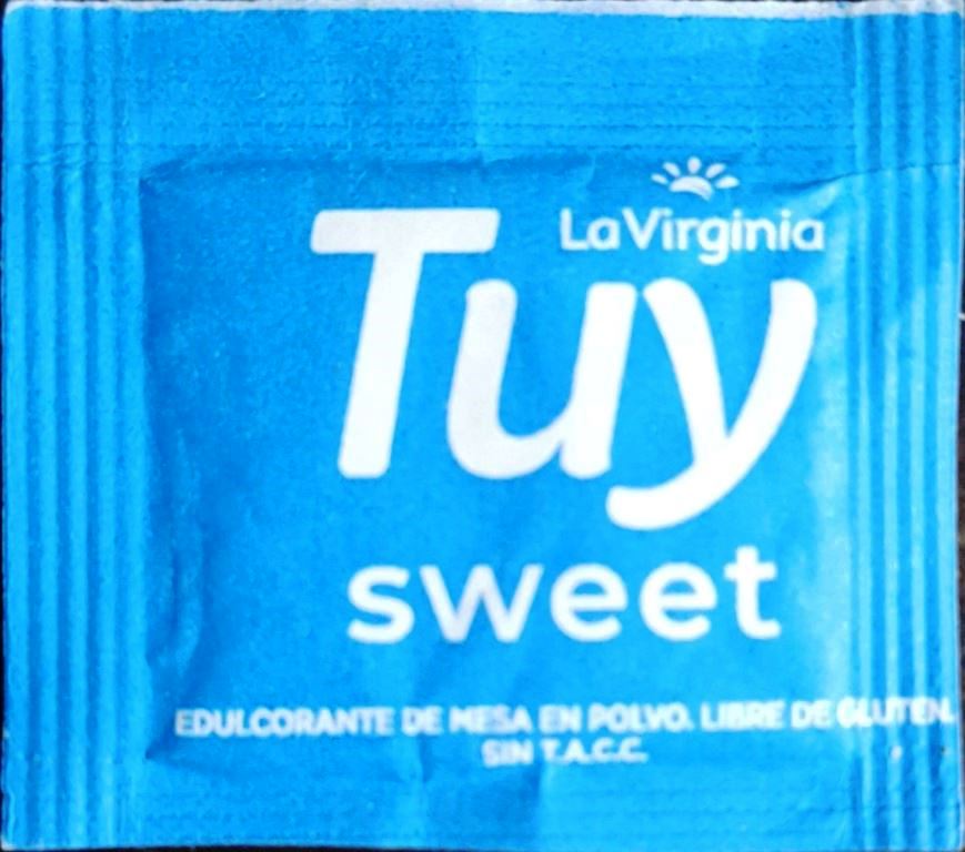 Sobres de edulcorantes de la marca Argentina de café LA VIRGINIA. Sobres de edulcorantes de la marca Argentina de café LA VIRGINIA.
