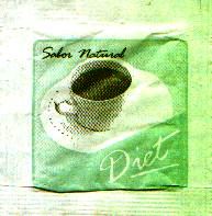 Sobres de edulcorantes de marcas de café de Argentina.