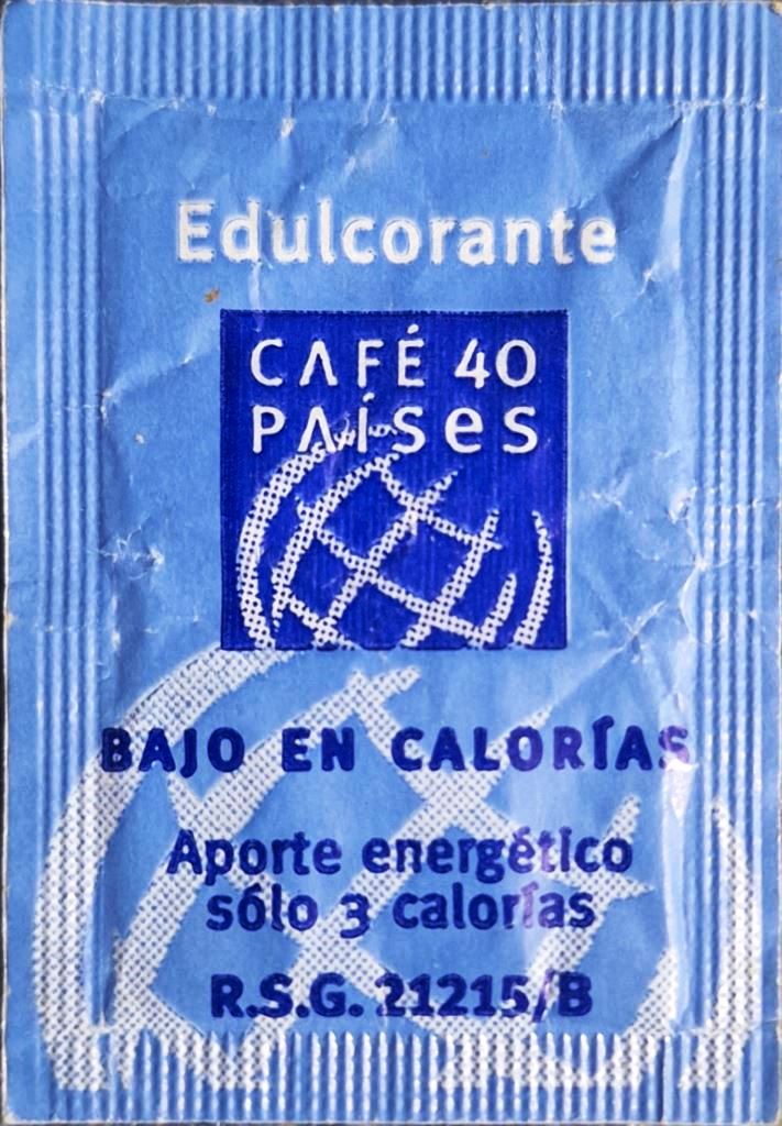 Sobres de edulcorantes de la marca de café 40 paises. Sobres de edulcorantes de la marca de café 40 paises.