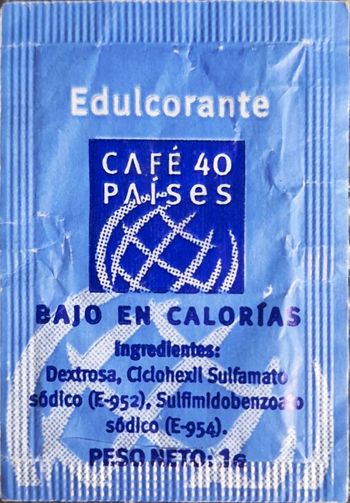 Sobres de edulcorantes de la marca de café 40 paises. Sobres de edulcorantes de la marca de café 40 paises.