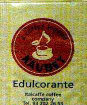 Sobres de edulcorantes de marcas de café. Sobres de edulcorantes de marcas de café.