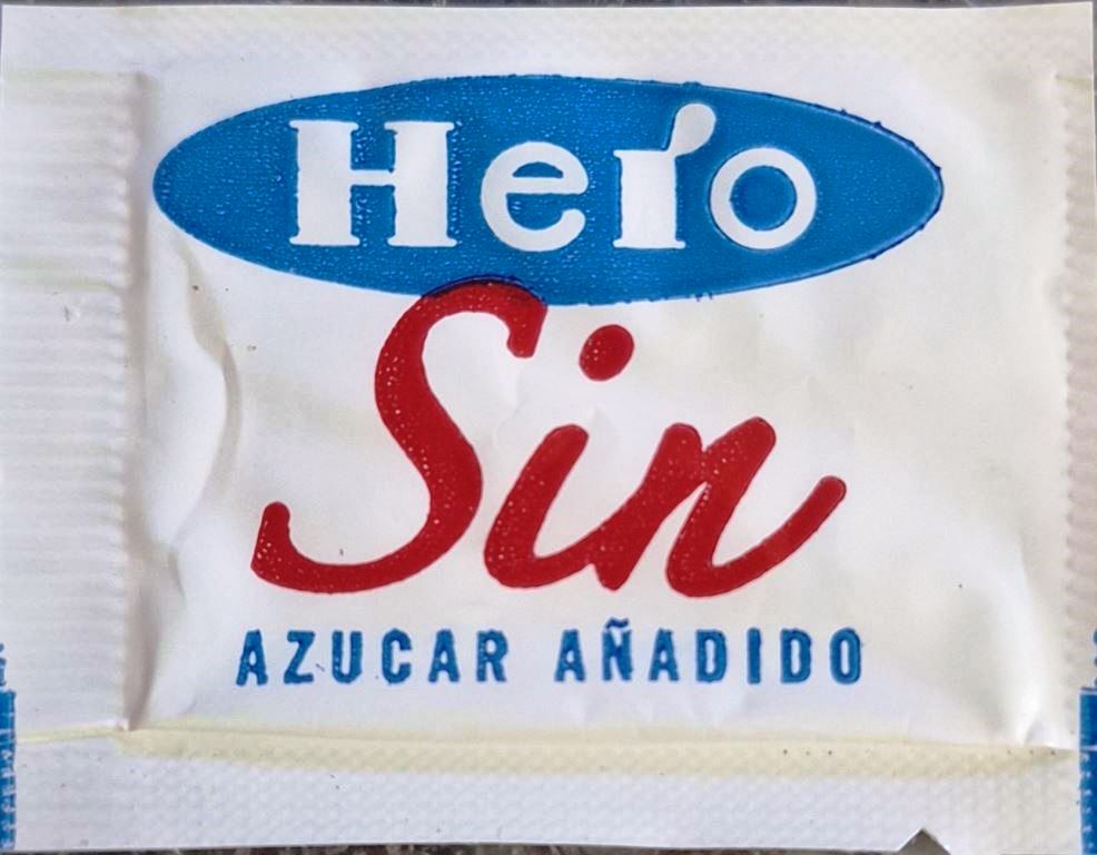 Sobres de edulcorantes de marcas de edulcorante HERO. Sobres de edulcorantes de edulcorante HERO.