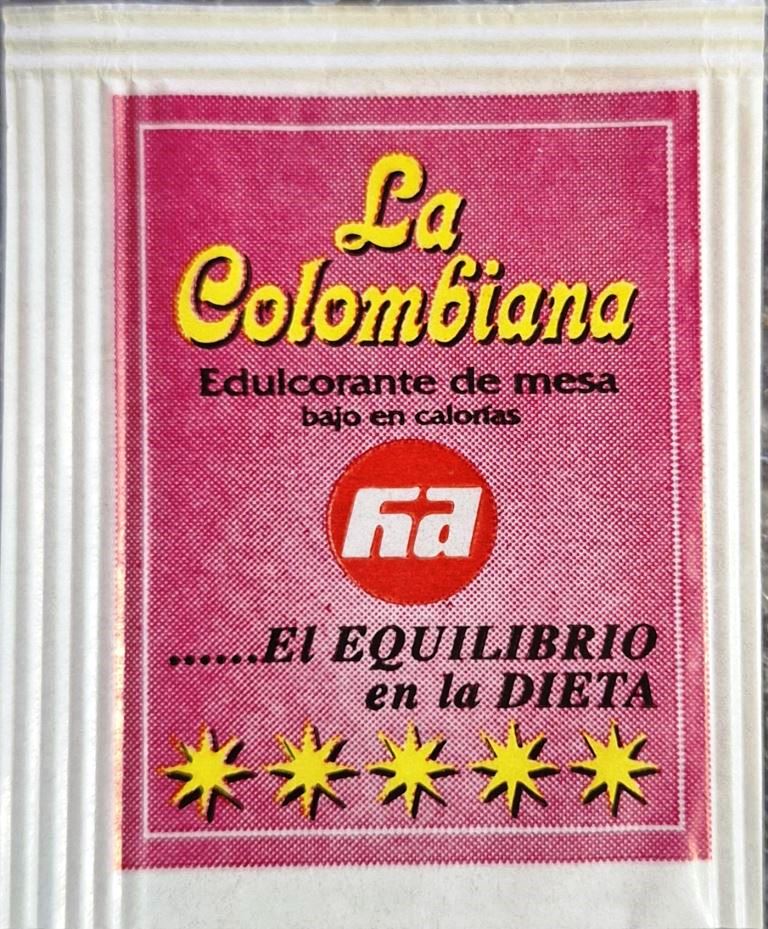 Sobres de edulcorantes de la marca de edulcorante LA COLOMBIANA. Sobres de edulcorantes de la marca de edulcorante LA COLOMBIANA.