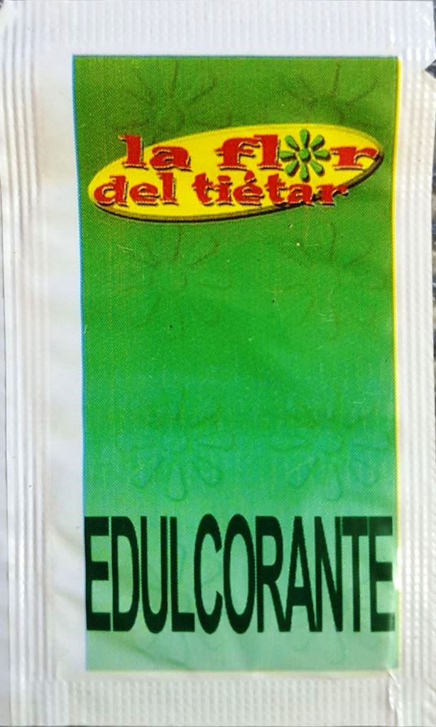 Sobres de edulcorantes de la marca de edulcorante LA FLOR DEL TIETAR. Sobres de edulcorantes de la marca de edulcorante LA FLOR DEL TIETAR.