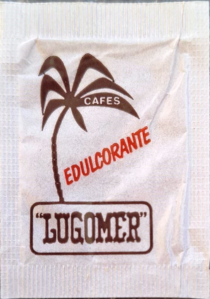 Sobres de edulcorantes de España de la marca de café LUGOMER. Sobres de edulcorantes de España de la marca de café LUGOMER.