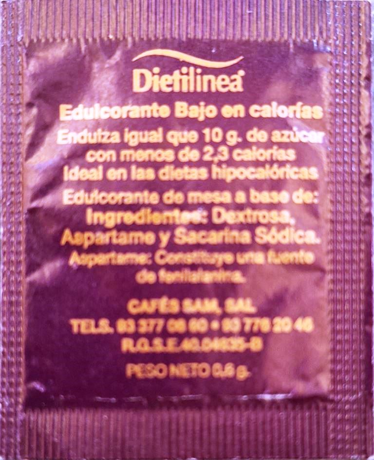 Sobres de edulcorantes de España de la marca de café MAMA SAME. Sobres de edulcorantes de España de la marca de café MAMA SAME.