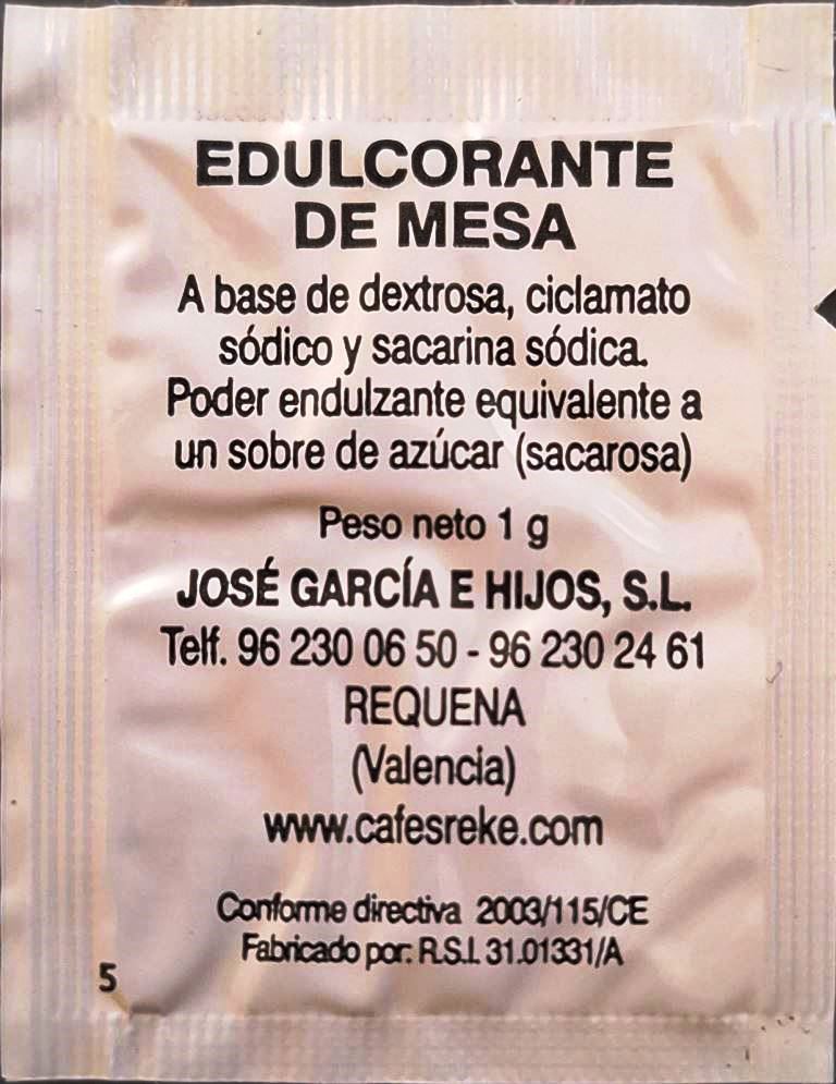Sobres de edulcorantes de España de la marca de café REKE. Sobres de edulcorantes de España de la marca de café REKE.