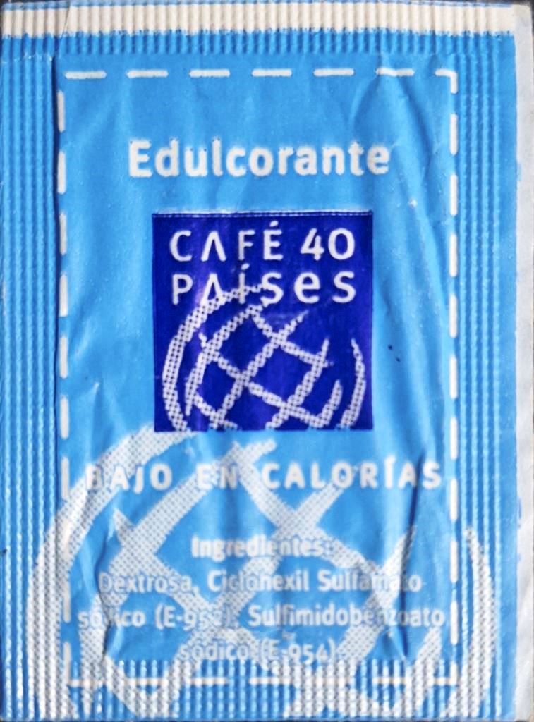 Sobres de edulcorantes de la marca de café 40 paises. Sobres de edulcorantes de la marca de café 40 paises.