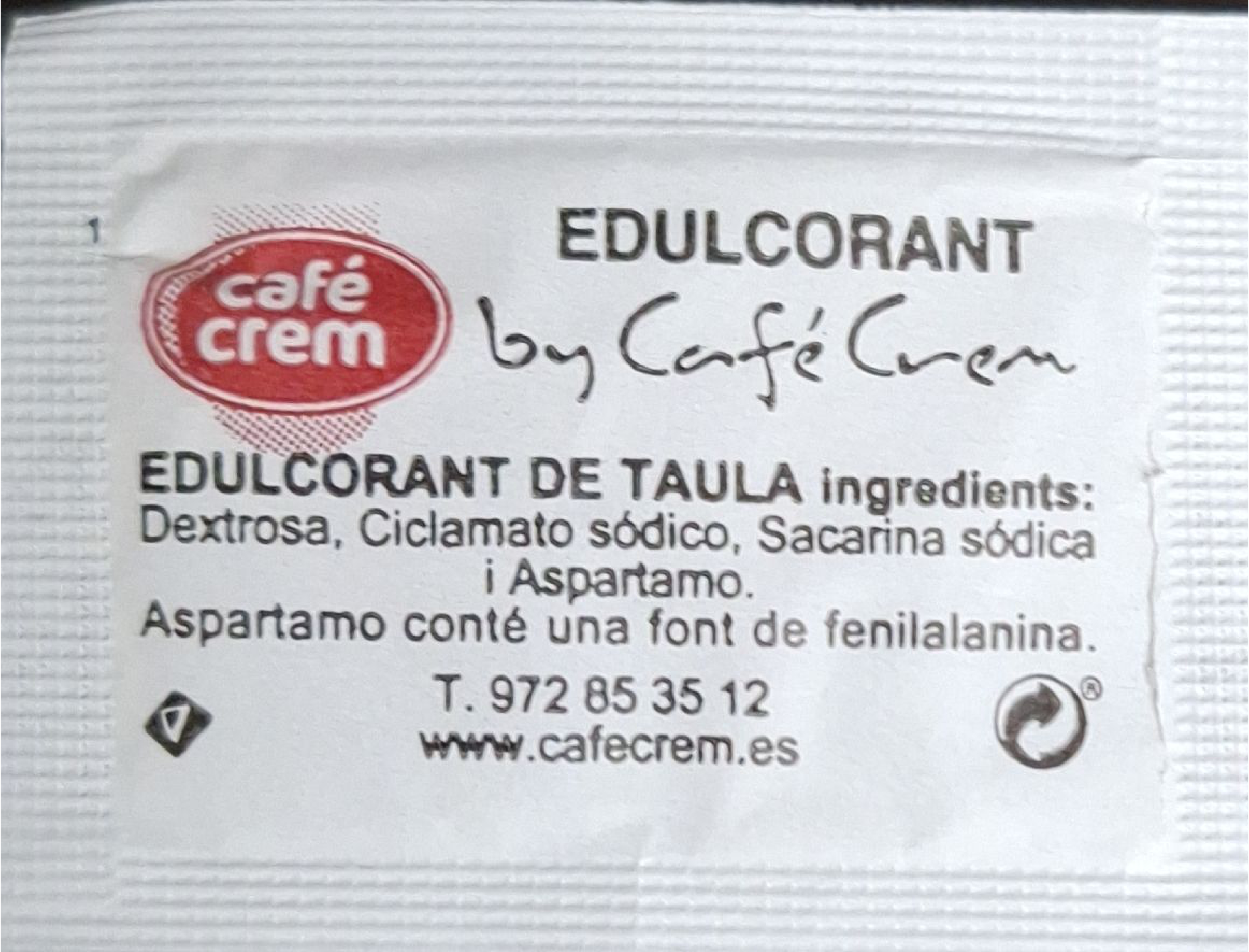 Sobres de edulcorantes de la marca de café CREM. Sobres de edulcorantes de la marca de café CREM.