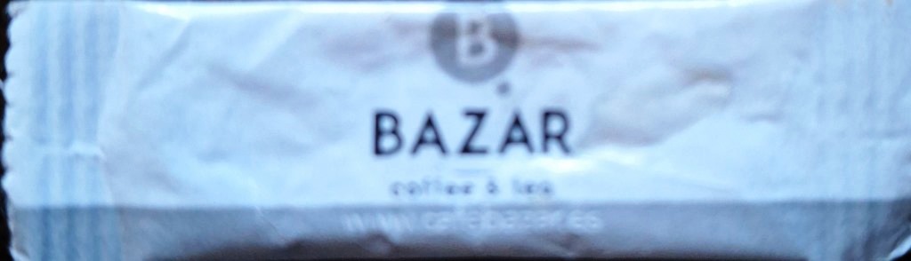 Sobres de edulcorantes de la marca de café BAZAR. Sobres de edulcorantes de la marca de café BAZAR.