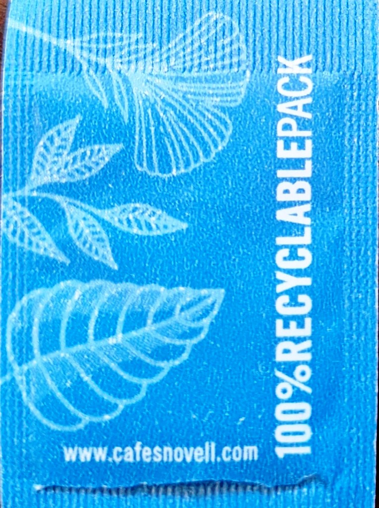 Sobres de edulcorantes de España de la marca de café NOVELL. Sobres de edulcorantes de España de la marca de café NOVELL.