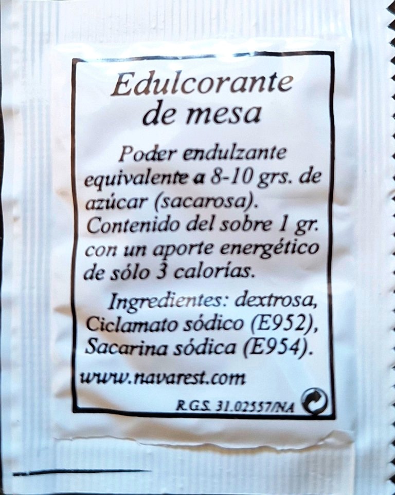 Sobres de edulcorantes de España de la marca de café SAULA. Sobres de edulcorantes de España de la marca de café SAULA.