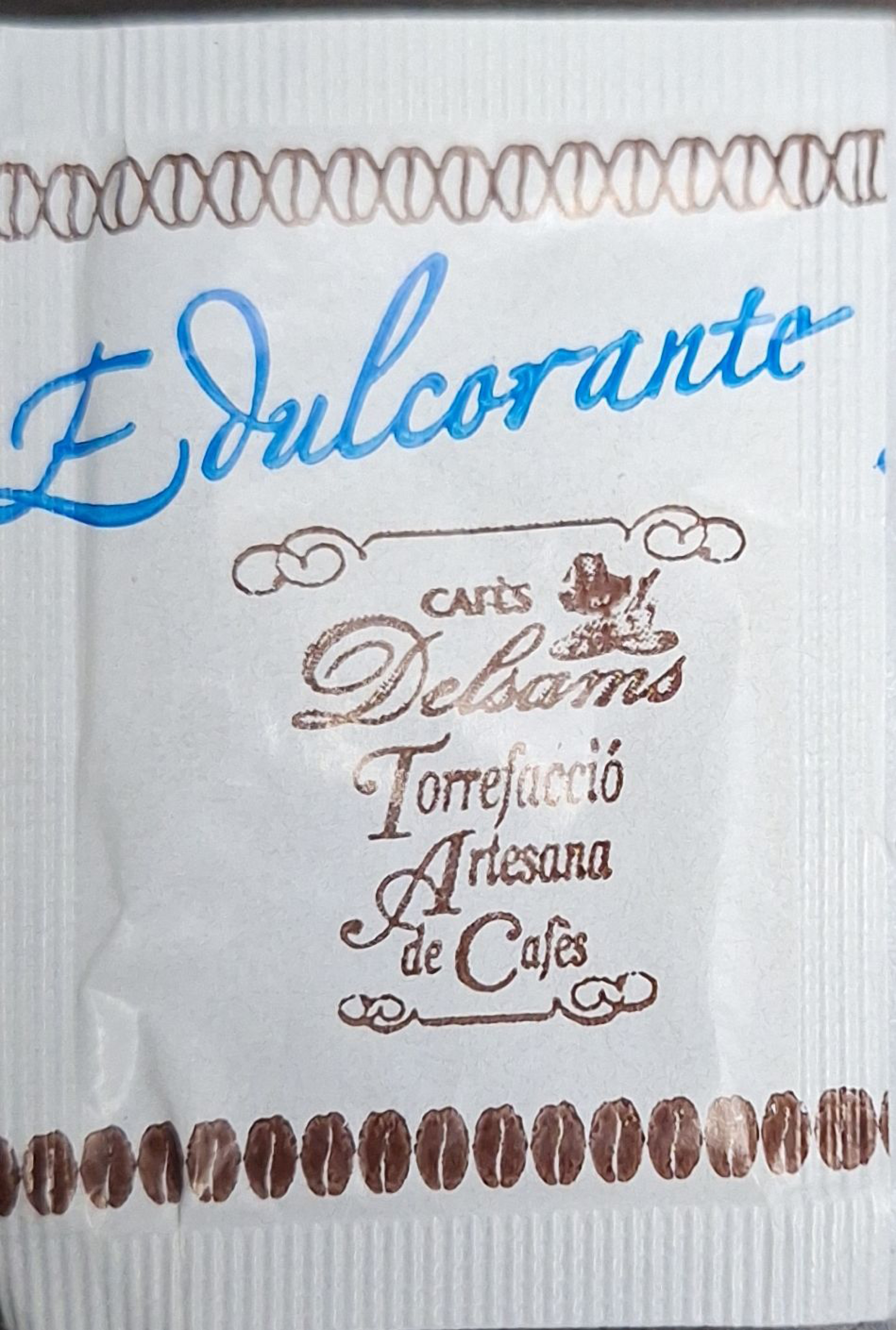 Sobres de edulcorantes de la marca de café DELSAMS. Sobres de edulcorantes de la marca de café DELSAMS.