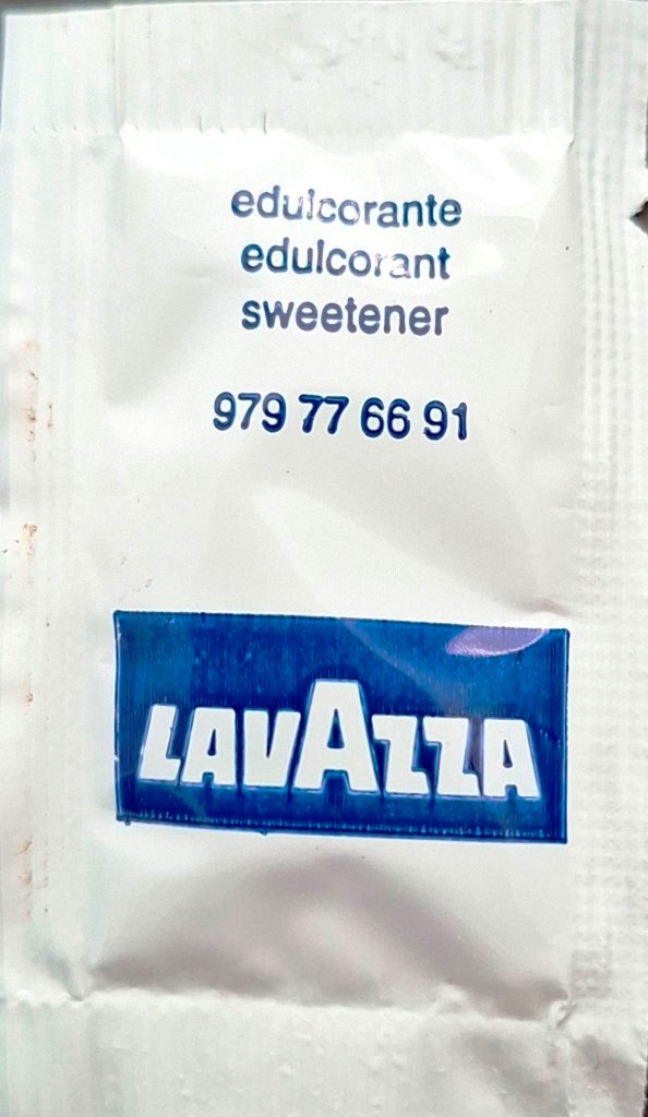Sobres de edulcorantes de España de la marca de café LAVAZZA. Sobres de edulcorantes de España de la marca de café LAVAZZA.