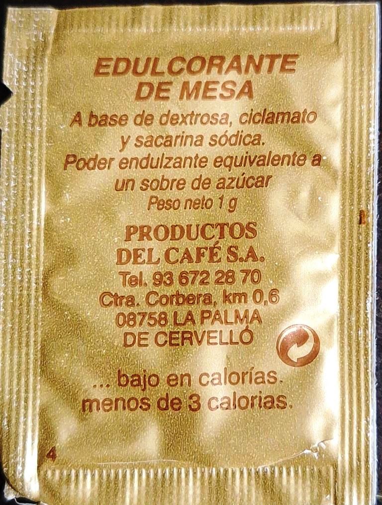 Sobres de edulcorantes de la marca de café 3JP. Sobres de edulcorantes de la marca de café 3JP.