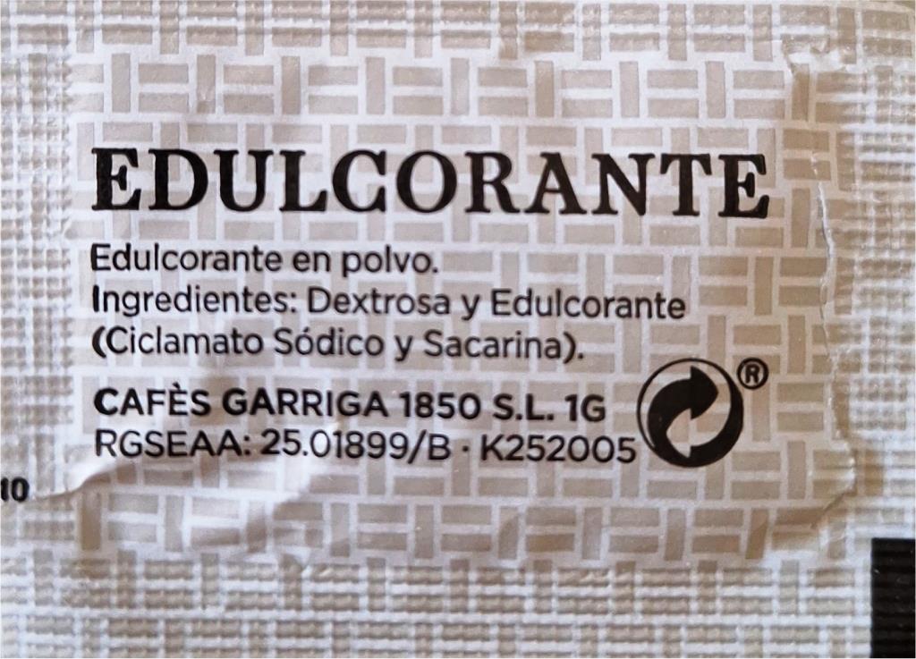 Sobres de edulcorantes de la marca de café GARRIGA. Sobres de edulcorantes de la marca de café GARRIGA.