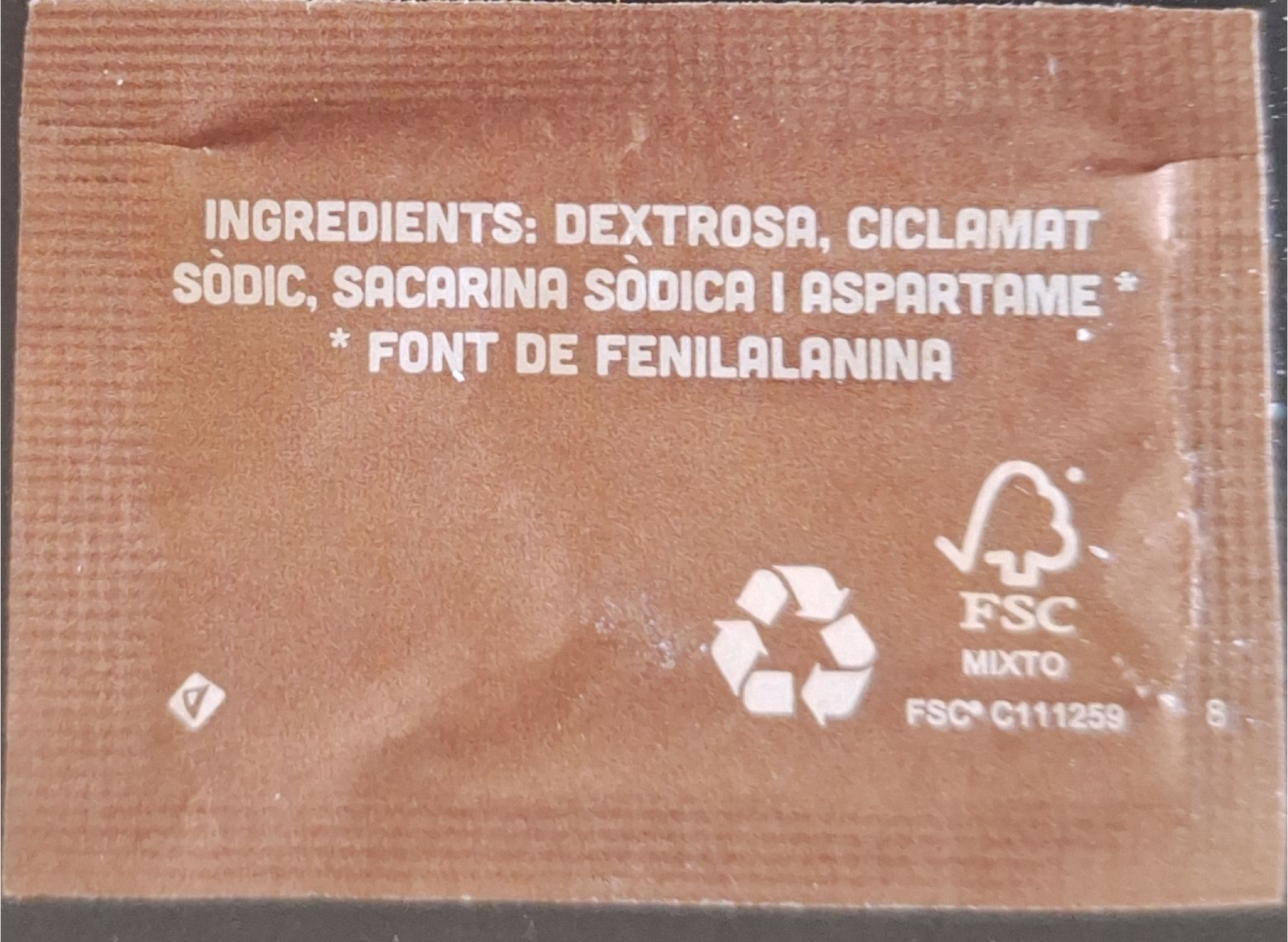Sobres de edulcorantes de la marca de café DEL BAGES. Sobres de edulcorantes de la marca de café DEL BAGES.