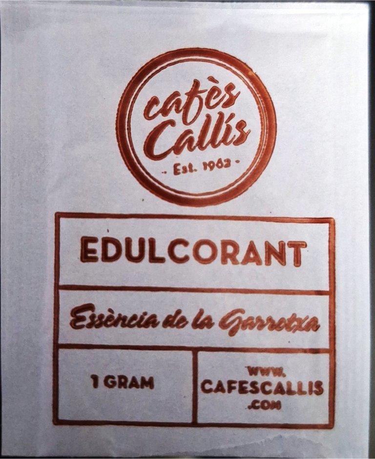 Sobres de edulcorantes de la marca de café CALLIS. Sobres de edulcorantes de la marca de café CALLIS.