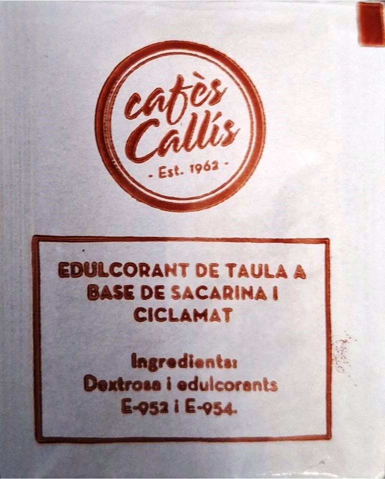 Sobres de edulcorantes de la marca de café CALLIS. Sobres de edulcorantes de la marca de café CALLIS.