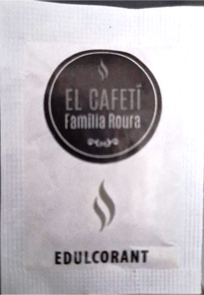 Sobres de edulcorantes de España de la marca de café ROURA. Sobres de edulcorantes de España de la marca de café ROURA.