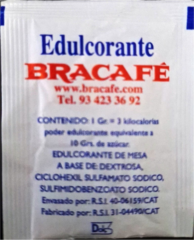Sobres de edulcorantes de la marca de café BRACAFE. Sobres de edulcorantes de la marca de café BRACAFE.