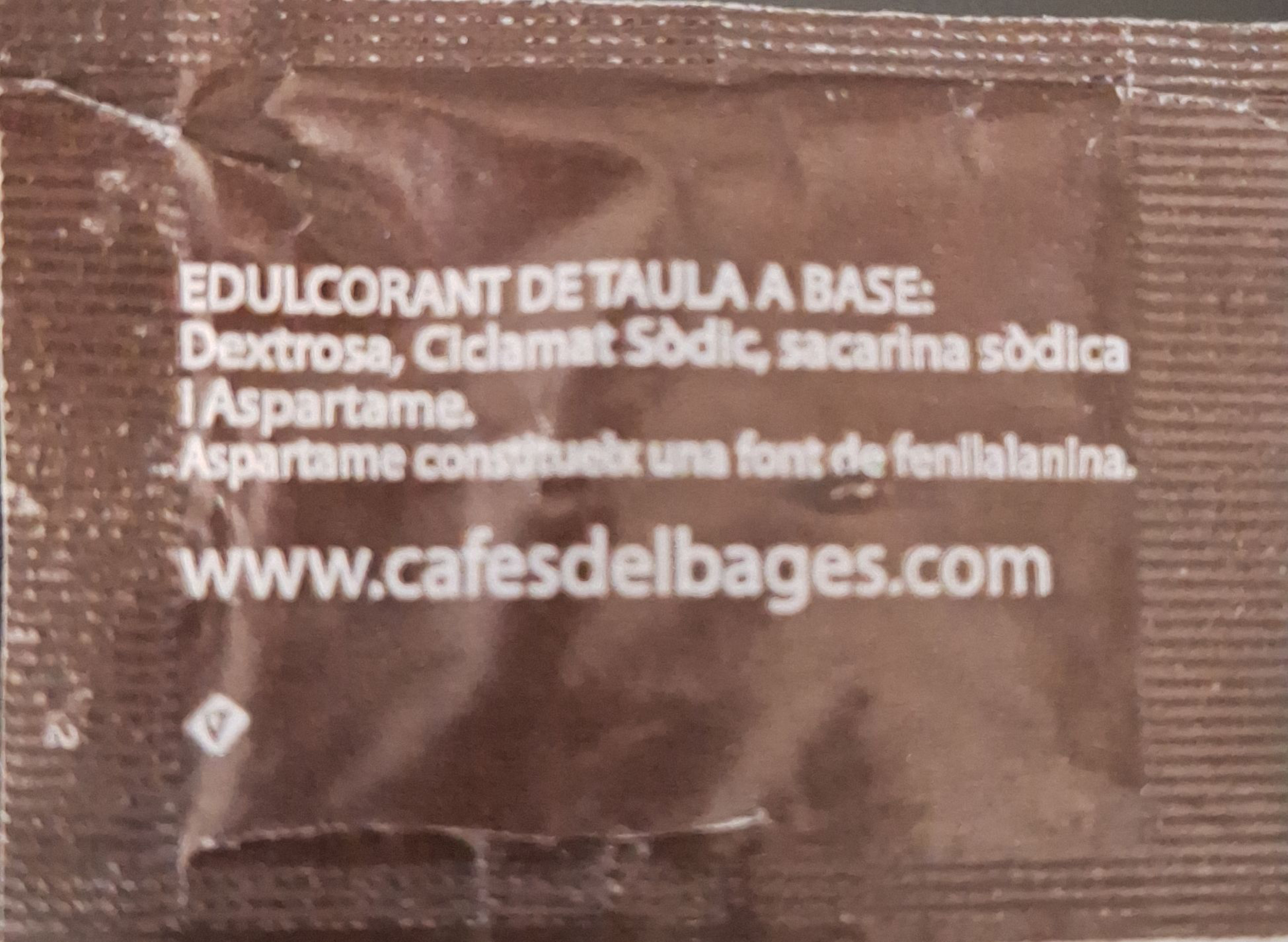 Sobres de edulcorantes de la marca de café DEL BAGES. Sobres de edulcorantes de la marca de café DEL BAGES.