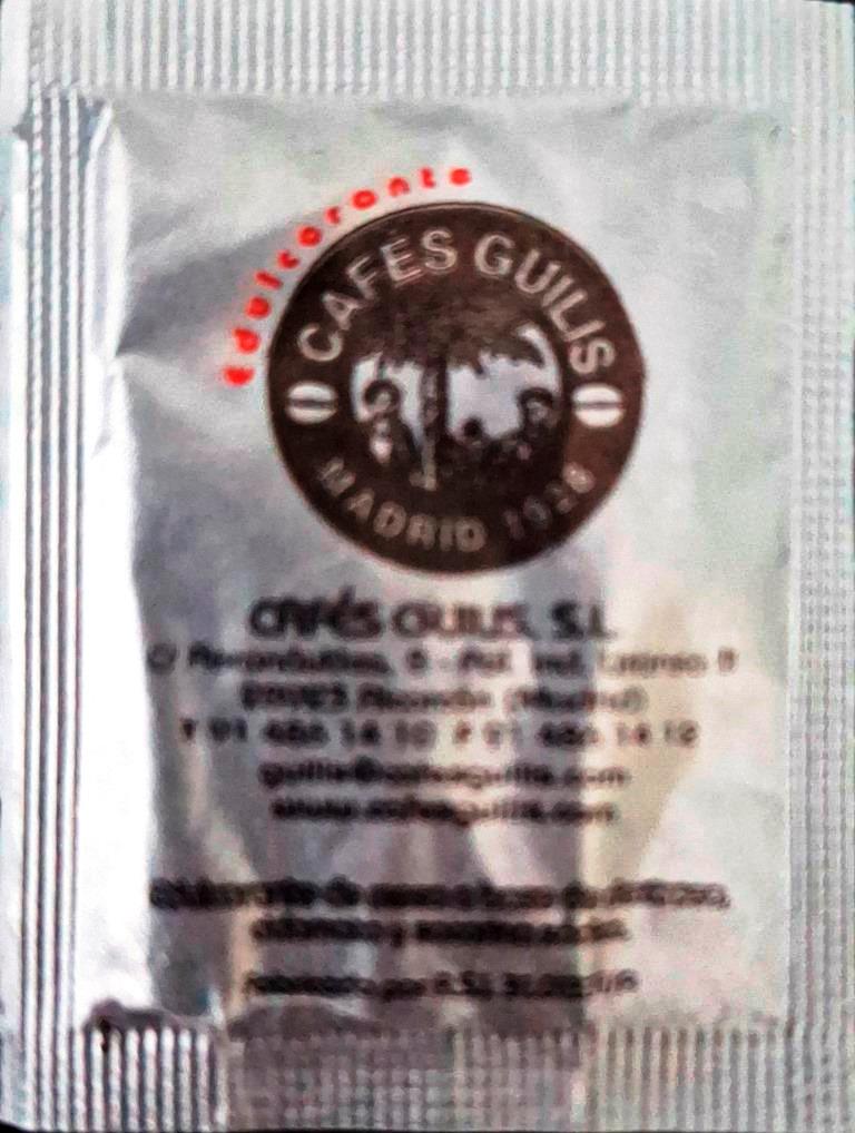 Sobres de edulcorantes de la marca de café GUILIS. Sobres de edulcorantes de la marca de café GUILIS.