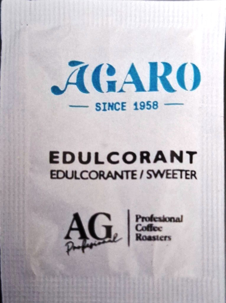Sobres de edulcorantes de España de la marca de café ROURA. Sobres de edulcorantes de España de la marca de café ROURA.