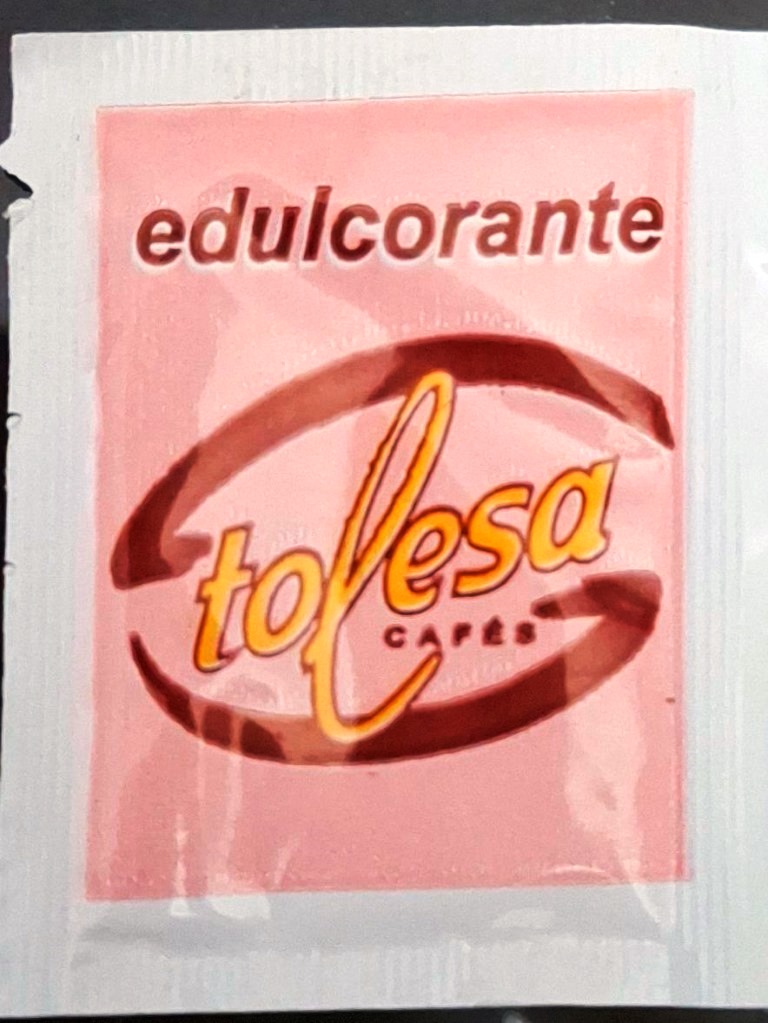 Sobres de edulcorantes de España de la marca de café TOLESA. Sobres de edulcorantes de España de la marca de café TOLESA.