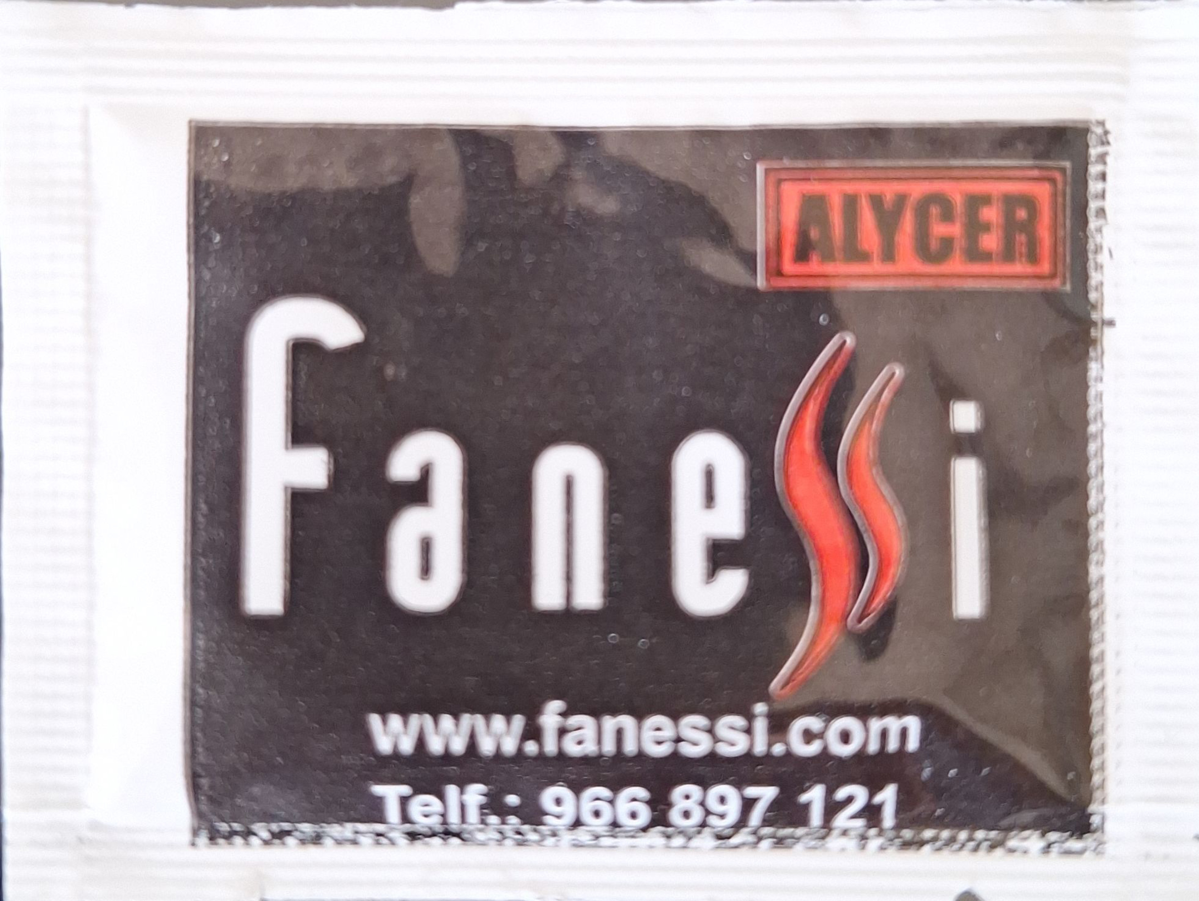 Sobres de edulcorantes de la marca de café FANESSI. Sobres de edulcorantes de la marca de café FANESSI.