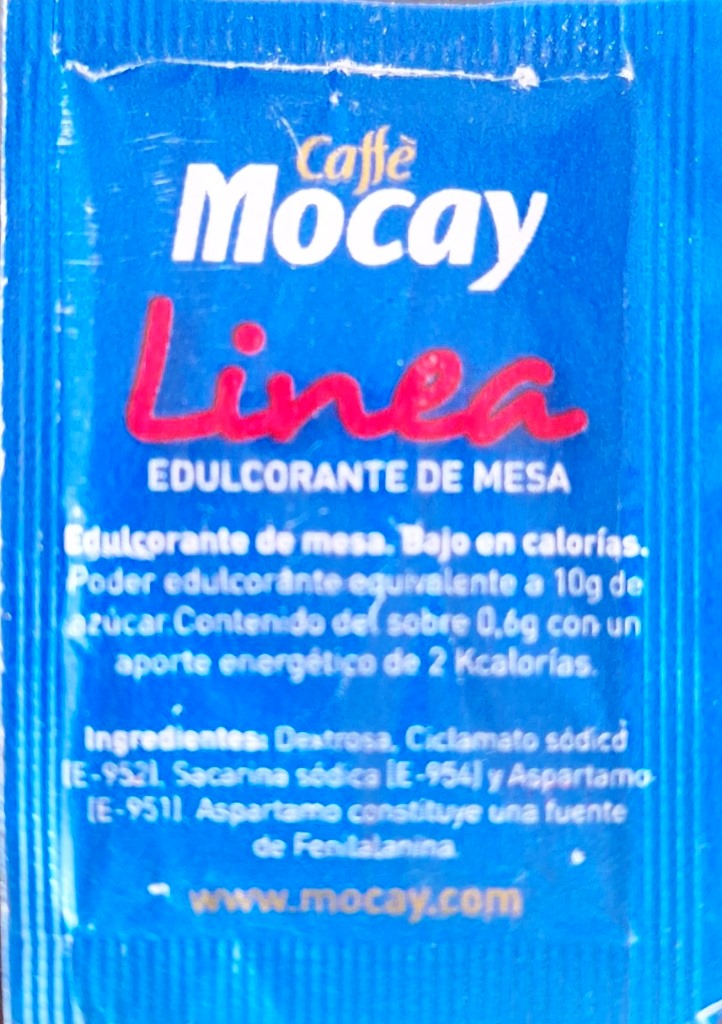 Sobres de edulcorantes de España de la marca de café MOCAY. Sobres de edulcorantes de España de la marca de café MOCAY.